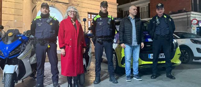 La Policia Local augmenta el seu parc mòbil amb dos scooters, una furgoneta i un vehicle